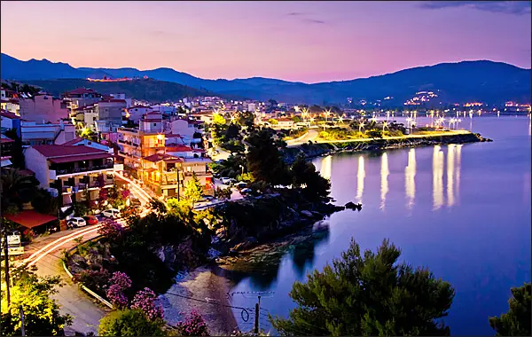 neos marmaras nightlife