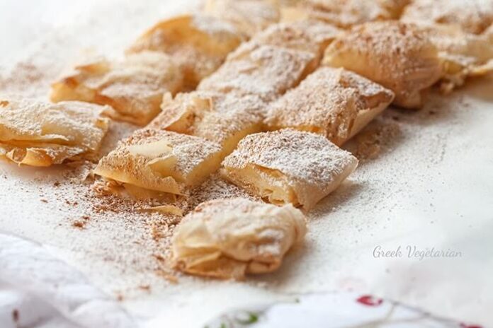 Lemon bougatsa with creme Greece