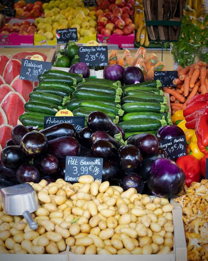 Street-Markets-in-Sithonia-Greece