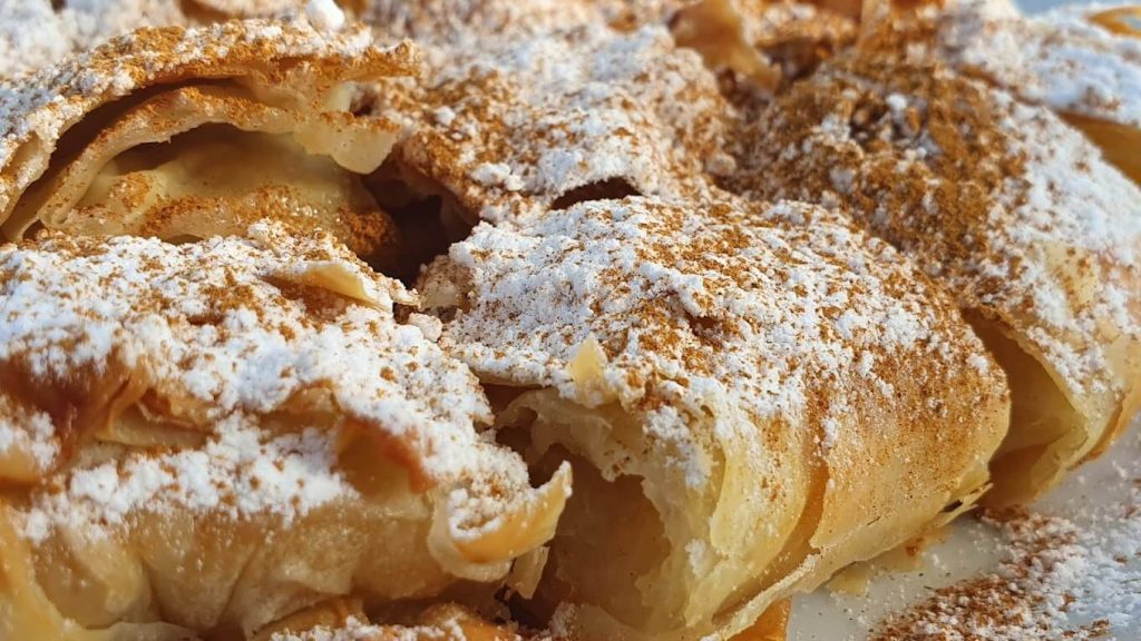 Arto Zimia - sweet bougatsa