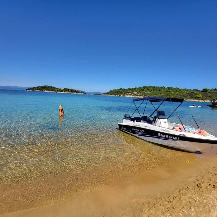 paradise-boats-diaporos