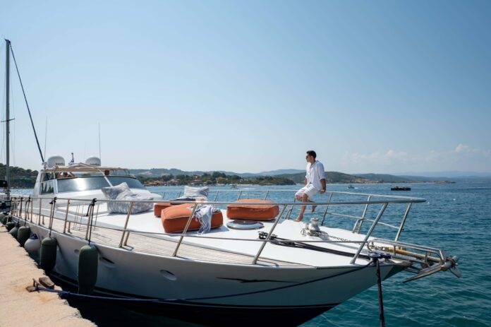Prive Cruises Greece